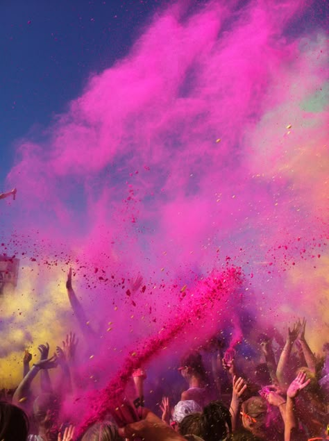 Color Run Aesthetic, Holi Festival Aesthetic, Holi Aesthetic, Color Me Run, Digital Magazine Design, Colour Run, Music Notes Tattoo, The Color Run, Color Wars