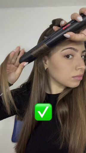 Hair With A Straightener, Straight Iron, Curl Hair With Straightener, Hairstyles Bubble, Hair Curling Tips, Curl Your Hair, Easy Hairstyles For Thick Hair, Beach Hairstyles For Long Hair, Bubble Braids