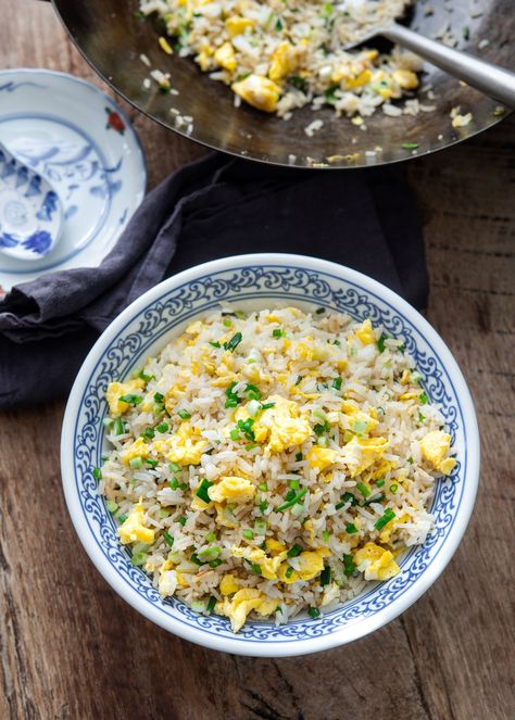 Simple Egg Fried Rice - Beyond Kimchee Egg Fried Rice Recipe Easy, Chinese Egg Fried Rice, Air Fried Tofu, Twice Cooked Pork, Popular Chinese Dishes, Fried Rice Recipe Easy, Chinese Egg, Crispy Beef, Wok Cooking