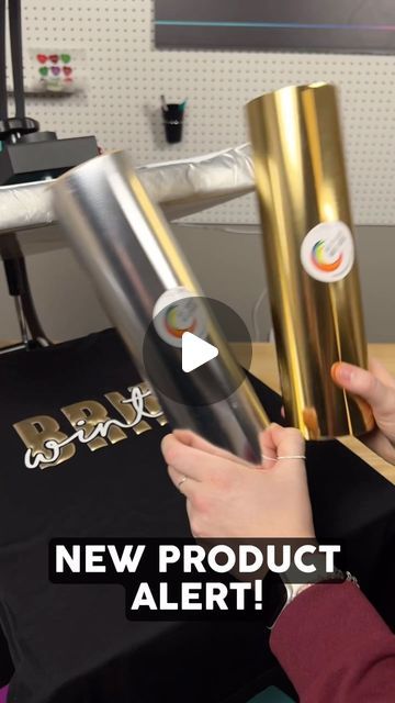 @heat_transfer_warehouse on Instagram: "We’re obsessed with the shiny New Metallic Puff HTV from Siser!✨✨ #metallic #siservinyl #newproduct #htv #crafting" Puff Heat Transfer Vinyl, Vinyl Printing Ideas, Cali Allstars, Puff Htv, Cricut Projects Easy, Siser Vinyl, Printable Heat Transfer Vinyl, Htv Projects, Cricut Design Studio