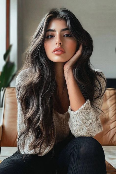 wavy hairstyles, effortless hairstyles, everyday hairstyles Long Wavy Hair Wedding, Long Thick Wavy Hair, Loose Curls Long Hair, 2b Hair, Long Loose Curls, Thick Wavy Hair, Wavy Curls, Curls For Long Hair, Wavy Haircuts