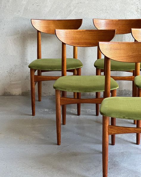 SOLD❣️ 🌿Mid Century Danish dining chairs for our lovely client Stacey. 🍃Reupholstered in a gorgeous pear green velvet fabric. By… | Instagram Dining Chair Velvet, Danish Chairs Dining, Reupholster Mid Century Chair, Reupholster Mid Century Dining Chair, Danish Dining Chairs Mid Century, Green Chair Dining Room, Dinning Room Ideas Mid Century Modern, 70s Dining Chairs, Mid Century Chairs Dining