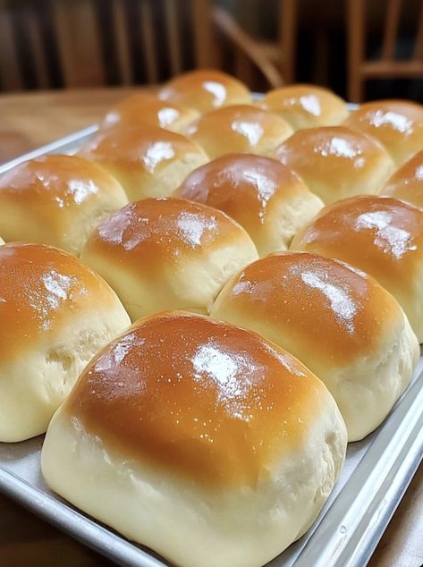 health meal, low carbs meals, keto meal Texas Road House Rolls In Bread Machine, Logan’s Roadhouse Rolls, Best Rolls Ever, Texas Roadhouse Dinner Rolls Recipe, Yeast Rolls Texas Roadhouse, Homemade Texas Roadhouse Rolls, Texas Roadhouse Rolls Bread Machine, Longhorn Bread Recipe, Longhorn Bread