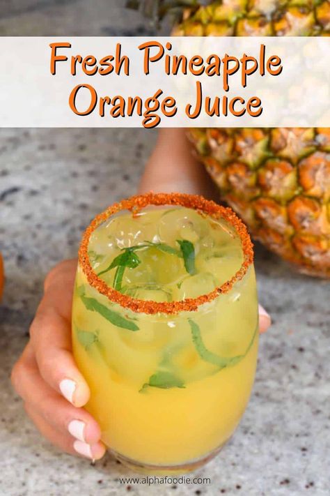 Fresh Pineapple Orange Juice (With or Without Juicer) Tropical Juice Recipe, Pineapple Juice Recipes, Orange Juice Recipes, Cold Drinks Recipes, Water For Health, Coffee And Hot Chocolate, Energy Shots, Smoothie Diet Plan, Fresh Pineapple