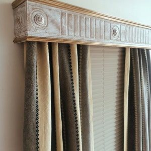 Creative Exclusive Custom Valance Box Cornice Board Pelmet Box - Etsy New Zealand Wooden Window Valance, Window Cornice Diy, Cornice Window Treatments, Wooden Valance, Pelmet Box, Wooden Cornice, Cornice Box, Wood Cornice, Window Cornice