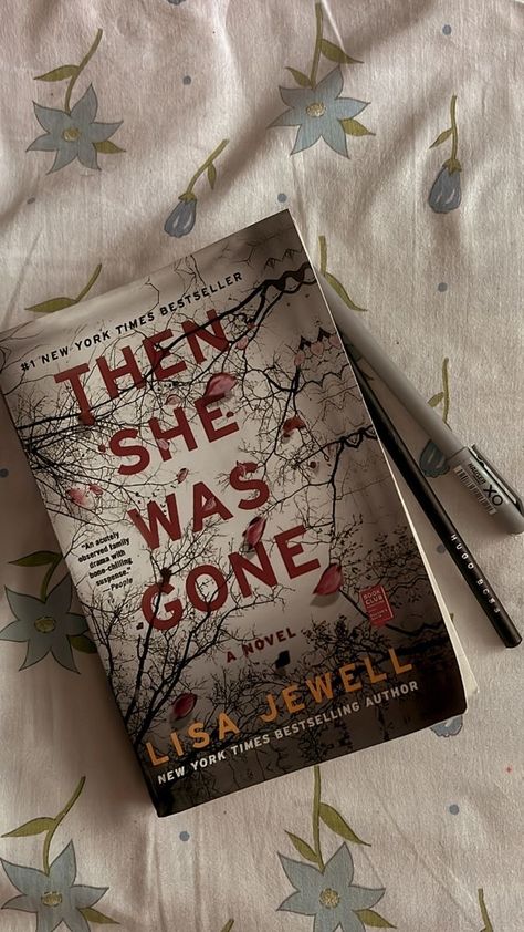 Then She Was Gone, Gone Book, Lisa Jewell, Her Loss, Fiction Books Worth Reading, Books To Read Nonfiction, Free Books To Read, 100 Books To Read, Dark Secrets