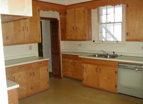 Outdated 1960s Kitchen 1960 Kitchen Cabinets, 1960 Kitchen Remodel, 60s Kitchen Remodel, Update Cabinet Doors, 60s Kitchen, 1960s Kitchen, Old Country Houses, Rental Kitchen, Budget Kitchen Remodel