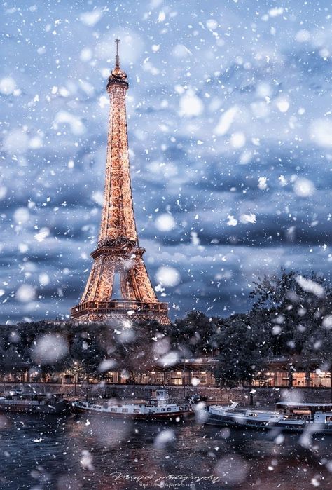 neige eiffel parigi schnee torre frankreich 500px stadtbild hiver ontheluce paesaggio urbano urbain Eiffel Tower Winter, Wallpaper Eiffel Tower, Eiffel Tower Christmas, Paris Background, Christmas Lights Wallpaper, Paris Winter, France Eiffel Tower, Night Skyline, Gothic Pattern