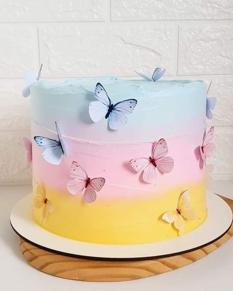 Butterfly Baby Shower Cake, Butterfly Theme Cake, Wave Cake, Modern Birthday Cakes, Cake Designs For Girl, Purple Cakes Birthday, First Birthday Cupcakes, Butterfly Birthday Cakes, Cake Decorating For Beginners