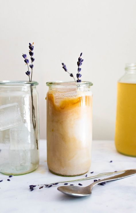 Life-changing Iced Lavender London Fog Latte (Dairy-free, Paleo, Vegan) | Food By Mars Lavender Earl Grey Tea, Recipes Using Lavender Syrup, Lavender Iced Tea, Summer Latte Recipes, Lavender Syrup Uses, Lavender London Fog, Lavender Food, London Fog Latte, Vegan Latte