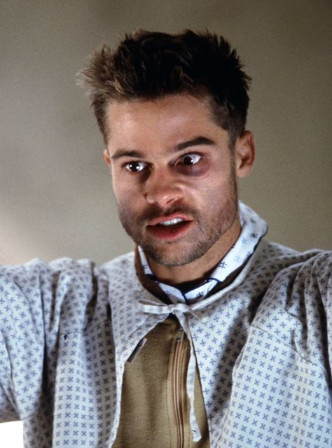 "12 Monkeys" movie still, 1995.  Brad Pitt as Jeffrey Goines. Detective Mills, 12 Monkeys Movie, Brad Pitt Pictures, Twelve Monkeys, Monkey Icon, 12 Monkeys, Terry Gilliam, Geena Davis, Cult Of Personality