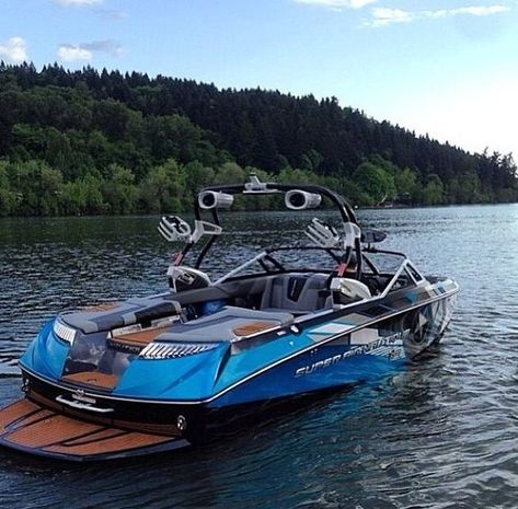 Wakeboard Boats, Boat Wraps, Buy A Boat, Ski Boats, Fast Boats, Boat Interior, Cool Boats, Jetski, Boats Luxury