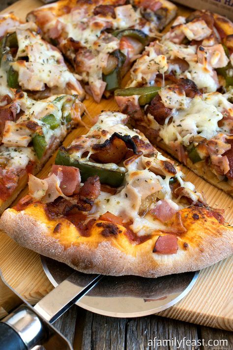 Big Family Meals, Meat Pizza, Meat Lovers Pizza, Meat Lover, Meat Diet, Pizza Recipes Homemade, Healthy Pizza, Chevrolet Sonic, Family Feast