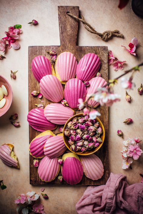 Rosewater and Cardamom Madeleines - Sugar et al Madelines Recipe, Madeline Cookies Recipe, Madeleine Cookies, French Cakes, Madeline Cookies, Madeleine Recipe, Three Course Meal, Madeleine Cookie, French Cake