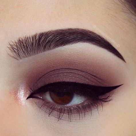 Our readers choose these products for longer, lusher, healthier lashes Maquillaje Cut Crease, Makeup Hooded Eyes, Natural Eye Makeup Tutorial, Eyebrow Shapes, Black Tones, Smoky Eyes, Makijaż Smokey Eye, Winged Liner, Natural Eyes