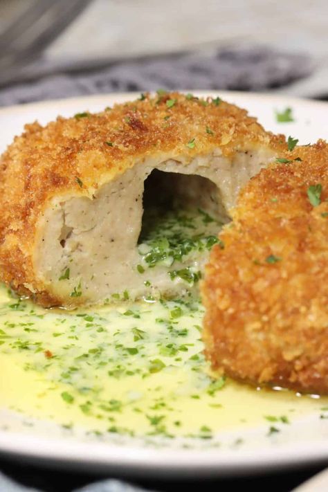 Dinner for Two: Ground Chicken Kiev - Eat the Bite Chicken Kiev Recipe, Chicken Mince, Savory Pumpkin, Chicken Kiev, Baked Buffalo Chicken, Cooking For 2, Atkins Recipes, Ground Chicken Recipes, Yummy Chicken