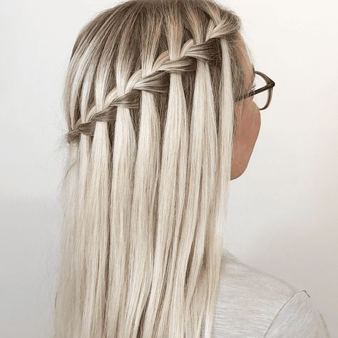 Waterfall Braid Hairstyle, Waterfall Hairstyle, Braiding Your Own Hair, Braid Hairstyle, Waterfall Braid, Peinados Fáciles Para Cabello Corto, Hairdo For Long Hair, Braids For Long Hair, Everyday Hairstyles