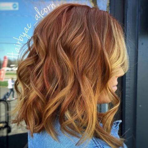 Copper Brown Hair With Golden Blonde Highlights Auburn Red Hair Color, Copper Brown Hair Color, Copper Brown Hair, Copper Blonde Hair Color, Red And Blonde, Auburn Balayage, Strawberry Blonde Highlights, Strawberry Blonde Hair Color, Strawberry Hair