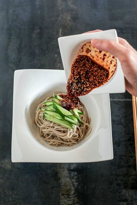 Chili Soy Sauce, Soy Sauce Dressing, Soy Dressing, Korean Kitchen, Fonio, Soba Noodle, Korean Food Recipes, Soba Noodles, Korean Recipes