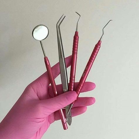 Dentist Pictures, Pink Dentist, Dentistry Motivation, Dentistry Aesthetic, Dental Aesthetic, Dental Advertising, Prayer Vision Board, Fairy Things, Healing Era