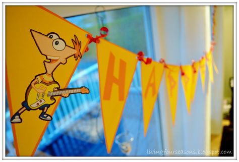 Phineas and Ferb Printable Bunting Banner Happy Birthday Phineas And Ferb Birthday Party, Phineas And Ferb Birthday, Phineas And Ferb Party, Perry Platypus, Phineas And Ferb Perry, Lego Birthday Party Ideas, Phineas E Ferb, Printable Birthday Banner, Easy Kids Crafts