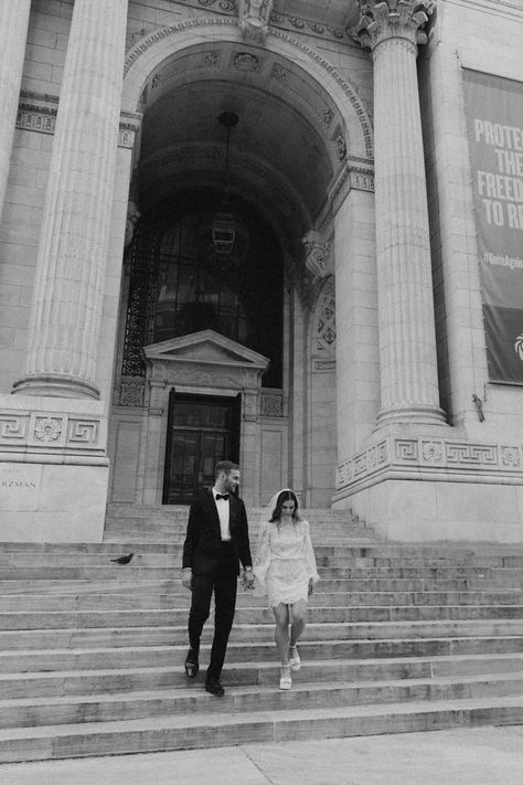 Small City Wedding, City Wedding Pictures, Nyc Elopement Ideas, Wedding City Hall, City Hall Couple Photoshoot, Elopement City, City Hall Elopement Photos, Civil Wedding Photography, Nyc Courthouse Wedding