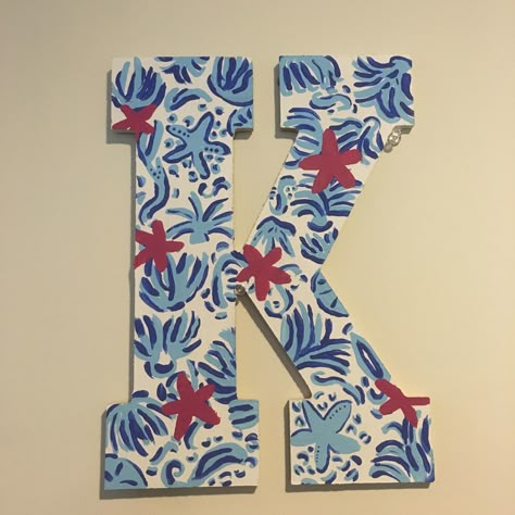 Lilly Pulitzer hand painted She She Shells print K Painted Sorority Letters, Diy Mom Gifts, Sorority Letters Painted, Lilly Pulitzer Home, Big Little Gift Ideas, Big/little Baskets, Letter Painting, Little Gift Ideas, Painted Wood Letters