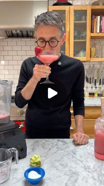 J.M. Hirsch on Instagram: "This might be the coolest #freezerdoorcocktail I’ve ever done — a freezer door frozen strawberry daiquiri! The goal was to create a mixture of fruit, sweetener and rum that has just the right freezing point to turn slushy without freezing solid. You are welcome!  This is one of the recipes you requested for the bonus chapter to my new book, Freezer Door Cocktails. The book is out 2 July and anyone who pre-orders will get the bonus chapter of all the recipes everyone asked for. See link in bio for pre-order details and stay tuned for how to get your free chapter. * * #mixology #bartender #liquor #cocktailculture #cocktails #cocktail #batchcocktails #freezerdoorcocktails" Freezer Door Cosmopolitan, Freezer Door Margarita, Freezer Door Cocktails, Freezer Cocktails, Freezer Door Cocktail Recipes, Frozen Daiquiri Recipe, Strawberry Daiquiri Recipe, Special Cocktails, Frozen Strawberry Daiquiri