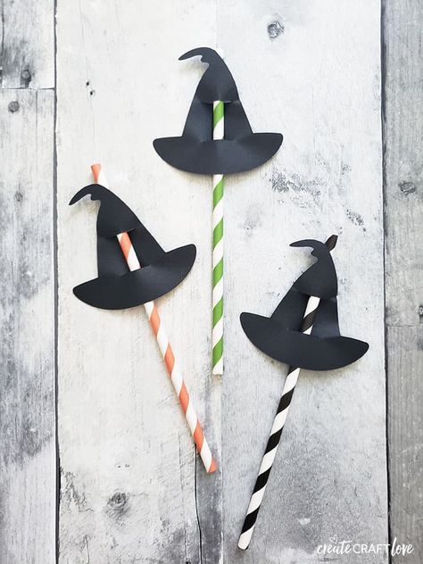 Halloween Toppers, Halloween Straws, Halloween Costumes For Work, Burlap Garland, Witch Party, Trio Halloween Costumes, Halloween Witch Decorations, Festa Harry Potter, Anniversaire Harry Potter