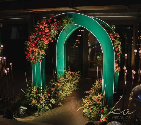 KV Designs & Decor (@kvdecorgoa) • Instagram photos and videos Emerald Green Decorations, Flower Gate Decoration, Entrance Arch Decor, 15 Decorations Ideas, Event Entrance Decor, 15 Decorations, Entrance Pathway, Emerald Wedding Theme, Event Arch