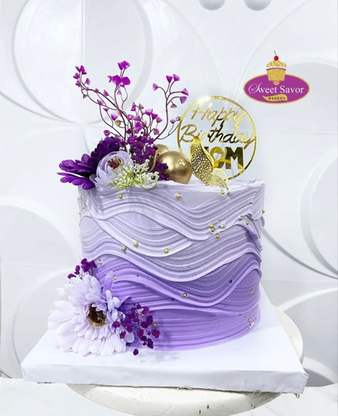 Purple Theme Cake, Purple Cake Designs Birthday, 50th Birthday Cakes For Men, Cake Designs For Boy, Violet Cakes, Purple Cakes Birthday, Buttercream Cake Designs, Cake Models, Purple Cakes