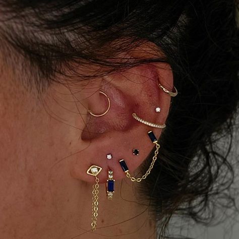 A MOMENT OF APPRECIATION FOR THIS EAR CURATION 🥰 UPPER STACK , 4TH LOBE & HELIX WITH STUD FROM @invictus_bodyjewelry DONE BY @alexpokes Soho, Union Square, and Williamsburg 11AM-9PM 7 DAYS A/W🕘 WALK-INZ OR BOOK ONLINE..📕 TATTOOS & PIERCINGS, NO ATTITUDE, NO MISERABLE HOOPS TO JUMP THROUGH....🚫 WALK-INZ WELCOME OR BOOK ONLINE AT ⚔️livebytheswordtattoo.com⚔️ . . . . #livebytheswordtattoo #earcuration #jewelry #invictusbodyjewelry #williamsburg 4th Lobe Piercing, Stacked Lobe Piercing, Stacked Lobe, Upper Lobe Piercing, Ear Curation, Ear Lobe Piercings, Upper Lobe, Lobe Piercing, Union Square