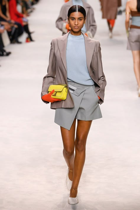 2025 Style, Fendi Fashion, Ss 2024, Moda Paris, Spring Capsule Wardrobe, 2024 Trends, Trends 2024, Spring Summer 2024, Fashion 2024