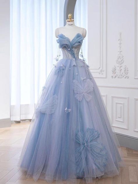 Pretty Fairy Dresses, Blue Sparkly Wedding Dress, Baby Blue Ball Gown, Ball Gown Accessories, Chinese Prom Dress, Blue Princess Dress, Blue Tulle Dress, Periwinkle Dress, Dress With Floral Embroidery