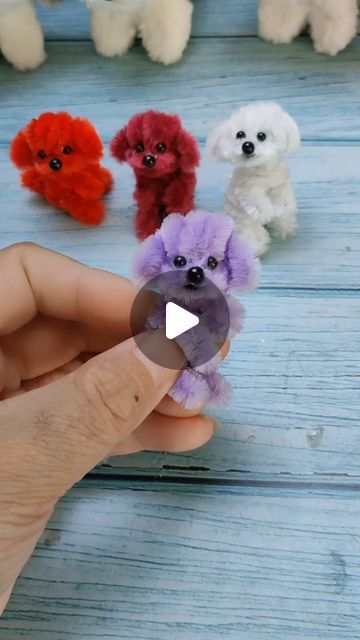 Bead Crafts For Preschoolers, Pip Cleaner Animals, Pipe Cleaner Rainbow, Corgi Crafts For Kids, Stuff To Make With Pipe Cleaners, Good Crafts For Kids, Kids Easy Crafts Simple, Pipe Cleaner Crafts Halloween, Craft Ideas With Pipe Cleaners