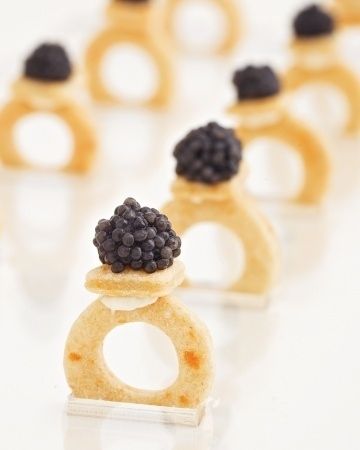 And this 5 carat caviar. | Community Post: 30 Swoon-Worthy Engagement Party Ideas Wedding Cocktail Appetizers, Cocktail Appetizers, Wedding Appetizers, Pani Puri, Bridal Shower Food, Shower Food, Martha Stewart Weddings, Wedding Cocktails, Small Bites