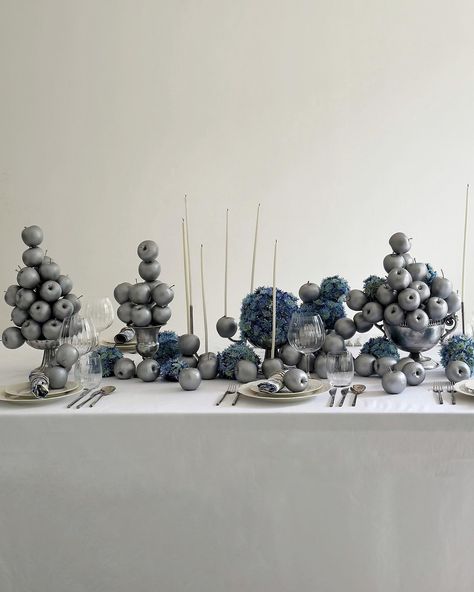 dinner in silver light 🩶 #nayastudio Moss Installation, Silver Tablescape, Christmas Decor House, Mystic Wedding, Party Moodboard, Winter Dinner Party, Drinks Table, Windows Display, Dinner Decor