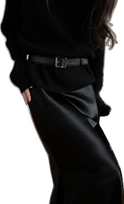 Winter Black Outfits Classy, Leder Skirt Outfit, High Fashion Work Outfit, Modest Date Night Outfit Classy, Winter Office Looks For Women, Black Satin Long Skirt Outfit, Black Wool Skirt Outfit, Black Silk Skirt Outfit Dressy, Winter Outfit Inspo Street Style