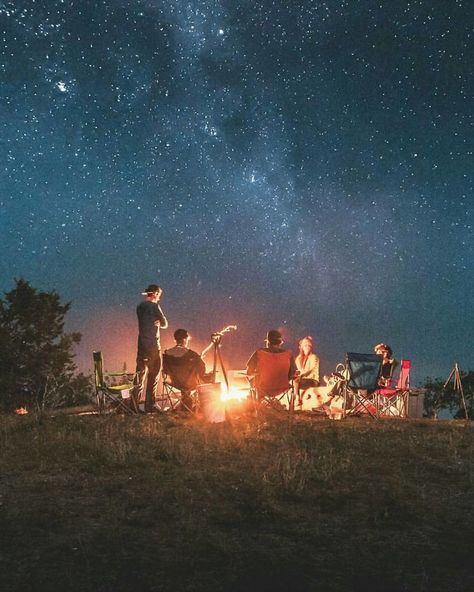 Good Times . Fire Camp . Outdoor . Enjoy the Little Things in Life . Friends . Starry Night . Yoga Decor, Camping Photography, Adventure Is Out There, Camping Life, Camping Ideas, Under The Stars, Go Camping, Camping Hacks, Life Goals