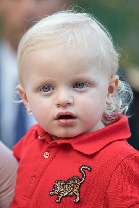 See Grace Kelly's 14 Grandchildren and Great-Grandchildren Jazmin Grace Grimaldi, Prins Albert, Pauline Ducruet, Princess Charlene Of Monaco, Monaco Princess, Prince Of Monaco, Royal History, Monaco Royals, Olympic Swimmers