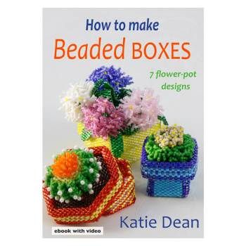 Beading For Beginners, Bead Sculpture, Beaded Gifts, Geometric Beadwork, Beaded Items, French Beading, Beads Tutorial, 3d Beading, Flower Pot Design