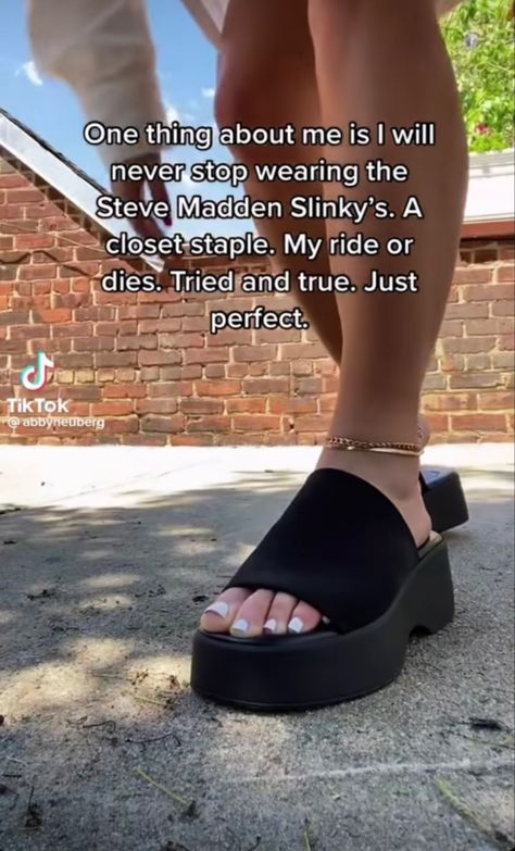 Steve Madden Slinky, Steve Madden Slides, 90s Love, Step On Me, Flip Flop Shoes, Things I Want To Buy, Closet Staples, My Ride, Pool Slides