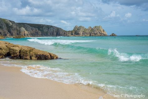 Porthcurno Beach Ocean Beach Photography, Landscape Beach Aesthetic, Coastal Landscape Photography, Beach Pictures Landscape, Portrait Painting Ideas, Beach Reference, Seascape Photos, Beach Landscape Photography, Mobile Phone Photography