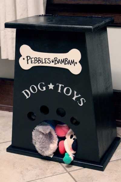 dog toy box by collegeviewcrafts Toybox Ideas, Box Beds, Dog Toy Box, Diy Toy Storage, Dog Toy Storage, Dog Tricks, Basic Dog Training, Puppy Beds, Dog Rooms