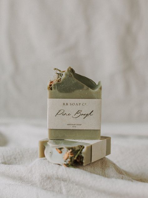 Soap Business Packaging, Soap Bar Product Photography, Soap Branding Photography, Natural Soap Aesthetic, Handmade Product Photography, Soap Instagram Feed, Soap Product Photography Ideas, Soap Bar Photography, Soaps Aesthetic