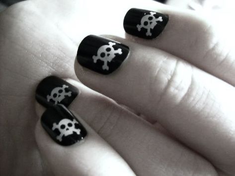 Paznokcie Hello Kitty, Skull Nails, Punk Nails, Goth Nails, Grunge Nails, Really Cute Nails, I Love Nails, Dream Nails, Funky Nails