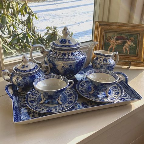 Liberty Blue Transferware Porcelain Tea Set With Tray - Etsy United Arab Emirates Blue Tea Set, Blue And White Decor, Liberty Blue, Vintage Teapot, Blue White Decor, Blue Transferware, Porcelain Tea Set, White Dishes, Wedding Blue