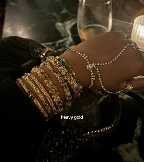 Gold Jewelry Dark Skin, Unique Jewelry Aesthetic, Asian Jewelry Aesthetic, Jwellery Photoshoot Idea, Gold Jewelry Black Women, Bracelet Stacking Ideas, Golden Jewelry Aesthetic, Body Jewelry Outfit, Bangles Aesthetic