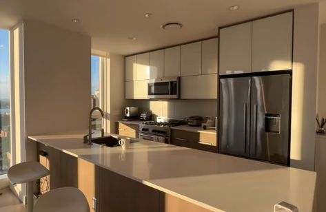 Korean High Rise Apartment, Expensive Appartement, Sleek Nyc Apartment, Dr Apartment Shifting, Highrise Apartment Kitchen, Mai Phammy Apartment, Hj Evelyn Apartment, My Dream Apartment, Apartment Kitchen Nyc