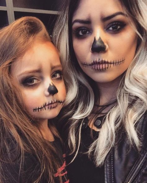 Kids Skeleton Makeup Girl, Kid Skeleton Makeup, Kids Skeleton Makeup, Simple Skeleton Makeup, Skeleton Makeup Kids, Pretty Skeleton Makeup, Makijaż Sugar Skull, Easy Skeleton Makeup, Halloween Skeleton Makeup